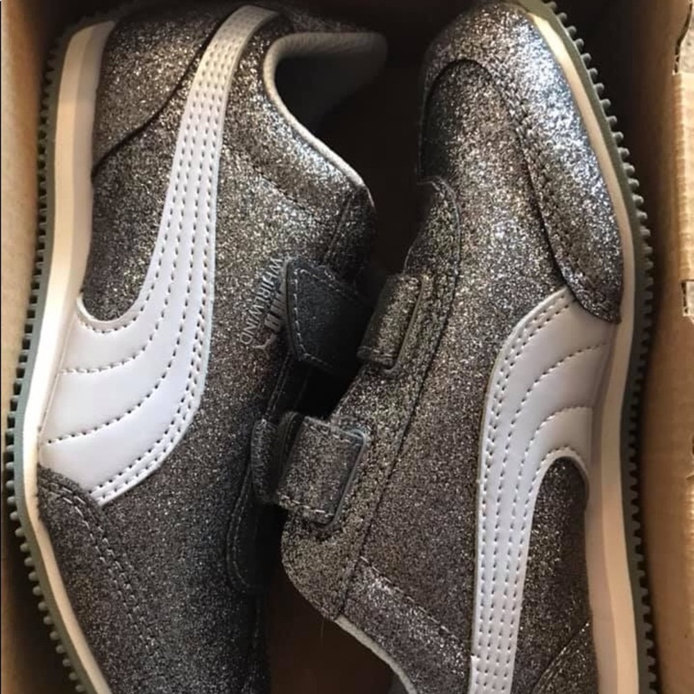 BRAND NEW Puma Girls Whirlwind Glitz Shoes